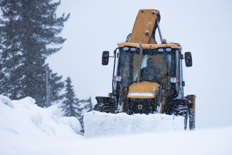 Driveway Snow Plowing